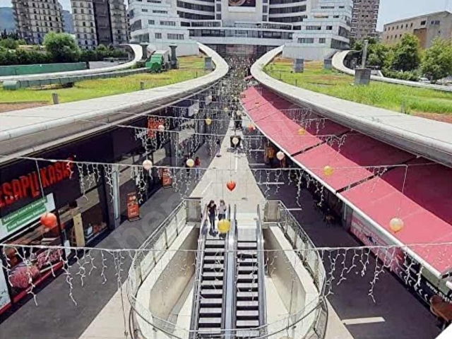 SANCAKTEPEDE METROYA ve RİNGS AVMYE KOMŞU SATILIK 3+2 DAİRE - Görsel 30