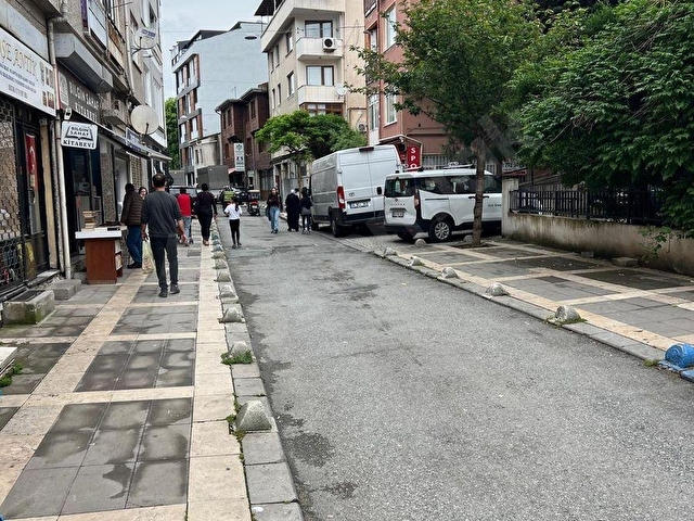 Üsküdar Merkezde Tabela Değeri Yüksek 70 m² Yatırımlık İşyeri - Görsel 14
