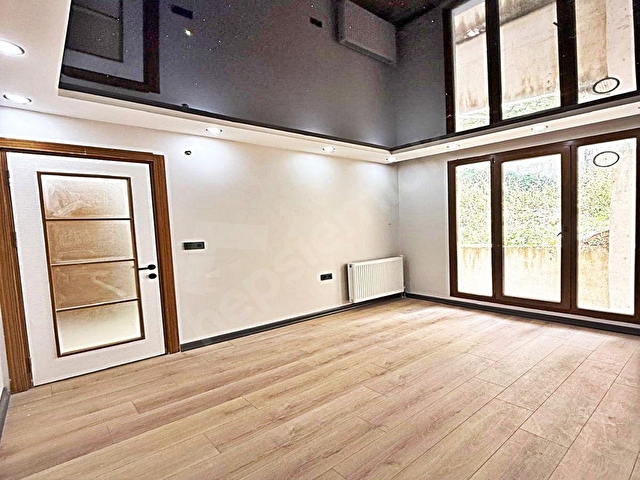 GÜZELYURT METROBÜSÜN DİBİNDE TEMİZ FERAH SORUNSUZ SATILIK DAİRE - Görsel 26
