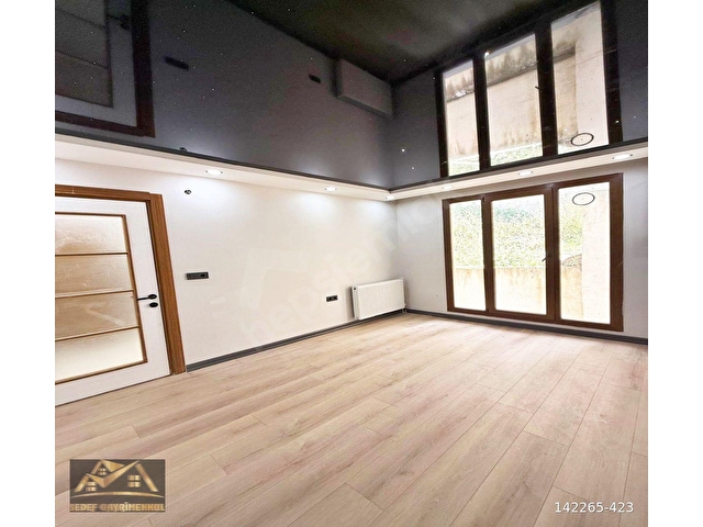GÜZELYURT METROBÜSÜN DİBİNDE TEMİZ FERAH SORUNSUZ SATILIK DAİRE - Görsel 7