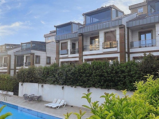 BEYLiKDÜZÜNDE KiRALIK HAVUZ MANZARALI LÜX VILLA 7+2 ASKENT