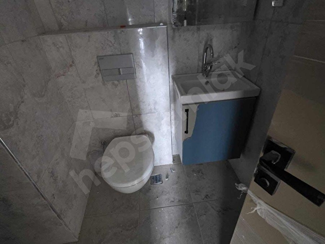 PARLADAN DENİZE YÜRÜME MESAFESİNDE HAVUZLU 1+1 SATILIK DAİRE - Görsel 5