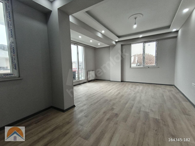 ÇEKMEKÖY EKŞİOĞLU MAH. 5+1 ÇATI DUBLEKS 180 m2 - Görsel 17