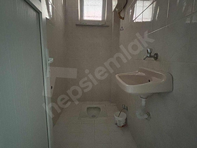 FEVZİPAŞA MAHALLESİNDE KİRALIK 3+1 DAİRE - Görsel 8
