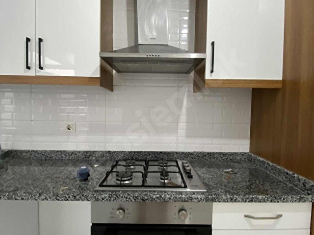 KÜTÜKÇÜDE KİRALIK ARA KAT ASANSÖRLÜ 2+1 DAİRE - Görsel 8