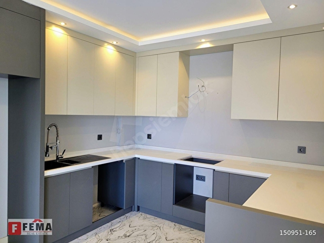 Havuzlu Modern Sitede Kiralık 5+1 Sıfır Villa -For Rent | FEMA - Görsel 16