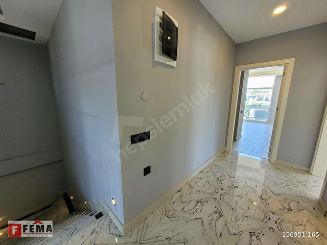 Havuzlu Modern Sitede Kiralık 5+1 Sıfır Villa -For Rent | FEMA - Görsel 29