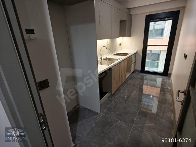 ÜSKÜDARDA K OTOPARLI LÜKS SİTEDE 3+1 SIFIR ARA KAT DAİRE - Görsel 10