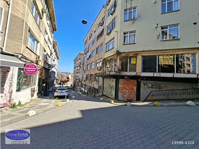 KADIKÖY RASİMPAŞA 50M2 KAFE-ATÖLYE-VİNTAGE-TASARIM-İÇİN DÜKKAN - Görsel 9