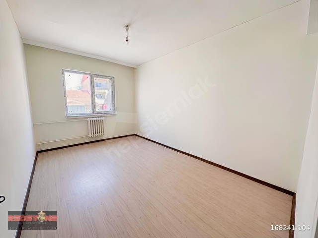Eskişehir Kırmızıtoprak Mahallesinde Satılık 2+1 Bakımlı Daire - Görsel 12