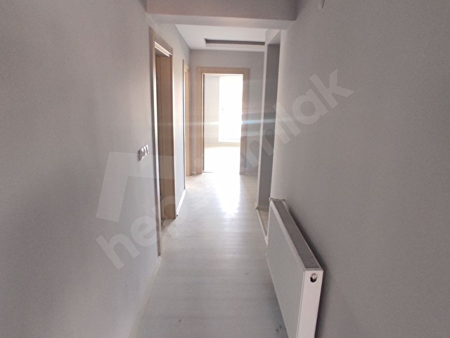 İNCİRLİOVA ZAFER MAHALLESİNDE BAHÇE KAT 4+1 DAİRE - Görsel 15