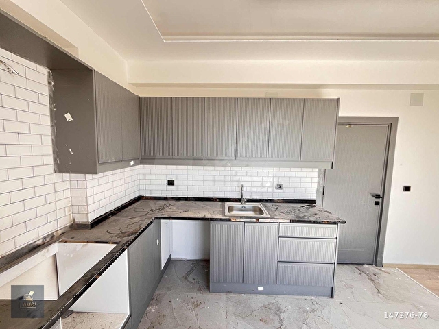 3+1 GENİŞ TERAS ALANLI PANORAMİK DENİZ MANZARALI LÜKS DAİRE - Görsel 27