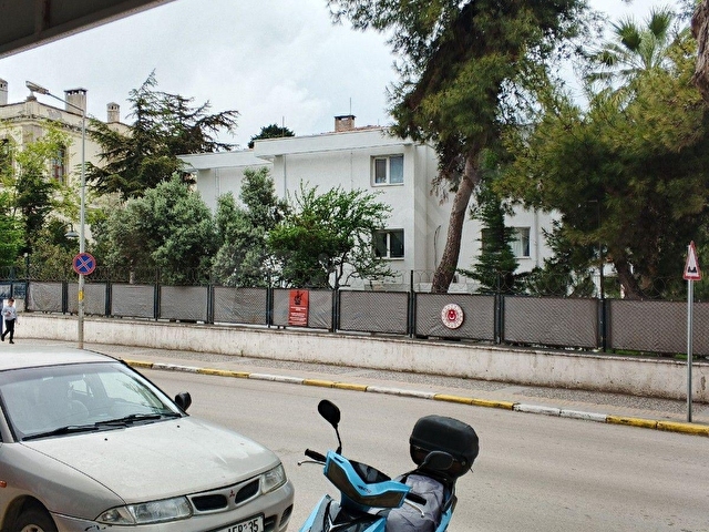 BANDİRMA KURTULUŞ CADDESİNDEUYGUN FIYATA 3+1 SATILIK DAİRE - Görsel 2