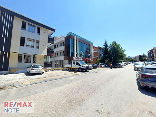 ÇANKAYA ASAĞI ÖVEÇLERDE SATILIK OFİS 1+1 - Görsel 2