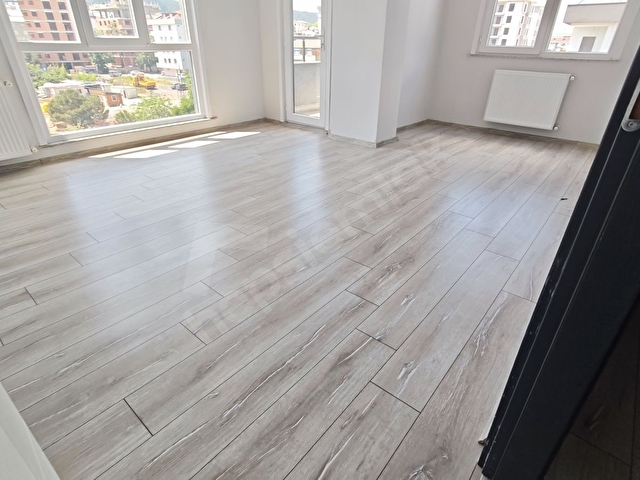 AKŞEMSETİN MAH.DE KURTKÖYE SINIR İEET KARŞISI 2+1 100M2 ARA KAT - Görsel 11