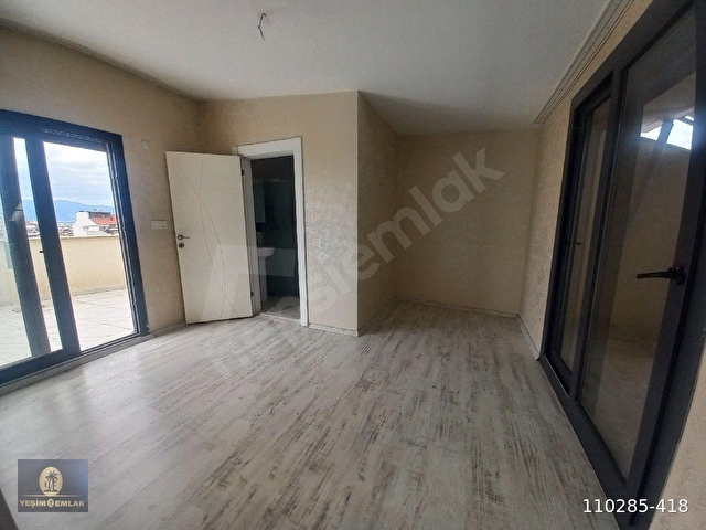 YEŞİM EMLAKTAN KARŞIYAKA ANADOLU CADDESİ ÜZERİNDE  4+1 KİRALIK DUBLEKS DAİRE - Görsel 11