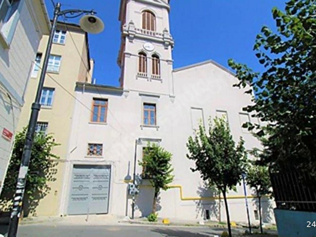 Şişli Cumhuriyet Cad 2 Paraleli bakımlı Satılık Ara Kat Daire 24317061