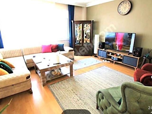 Şişli Cumhuriyet Cad 2 Paraleli bakımlı Satılık Ara Kat Daire 24317061