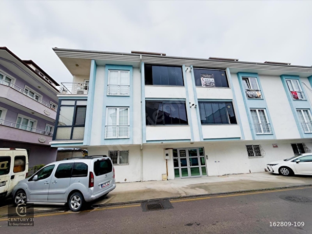 C21 İZ MEHMET ÇAKARDAN OTTOMAN OTEL YAKINI KİRALIK 4+1 DAİRE