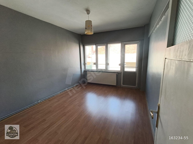 AYVALIK MARİNAYA YAKIN KALORİFERLİ KİRALIK 3+1 GENİŞ DAİRE - Görsel 13
