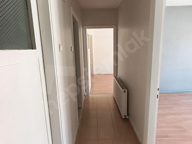 AYVALIK MARİNAYA YAKIN KALORİFERLİ KİRALIK 3+1 GENİŞ DAİRE - Görsel 17