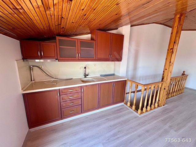 Üsküdar Ferah Mahallesi’nde Şehir ve Deniz Gören Teraslı 4+1 Kiralık Dubleks Daire - Görsel 26