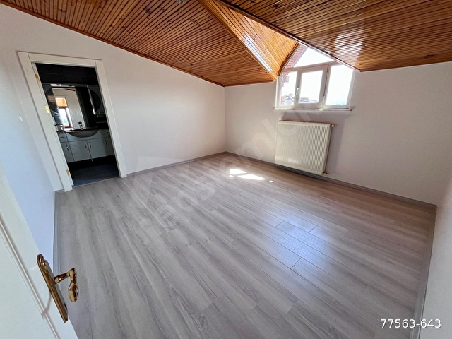 Üsküdar Ferah Mahallesi’nde Şehir ve Deniz Gören Teraslı 4+1 Kiralık Dubleks Daire - Görsel 30