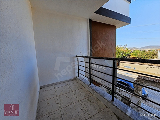 FOÇA YENİBAĞARASI 1+1 MERKEZİ KONUM YOLA CEPHE SATILIK DAİRE - Görsel 7