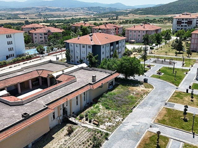 BALIKESİR MANYAS ATATÜRK MAH. SATILIK 500 M2 İŞ YERİ - Görsel 15