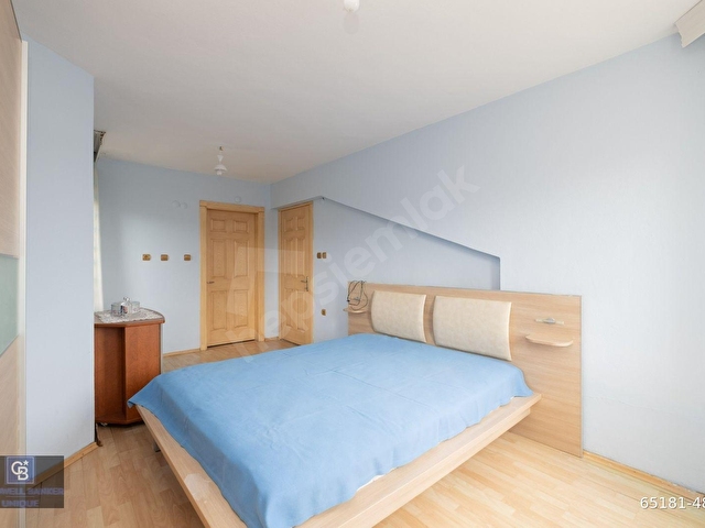 Silivride 1 Dönüm Arazi içinde 4+1 Satılık Villa - Görsel 6