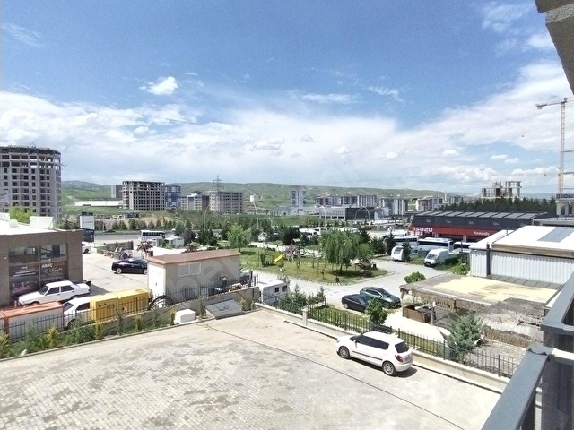 Esenboğa Havalimanı Protokol Yolu Üzerinde 1+0 Daire - Görsel 5