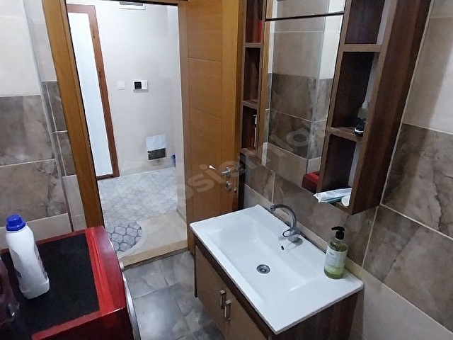 2+1 EŞYALI MERKEZİ KONUM COMMISSION FREE FURNISHED HOUSE FOR RENT - Görsel 5