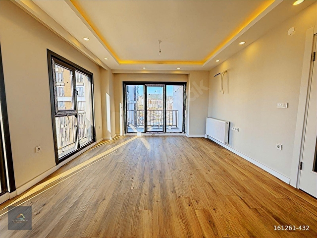 YAŞAMDAN VELİBABA DA MERKEZİ KONUMDA SIFIR 2+1 SATILIK DAİRE