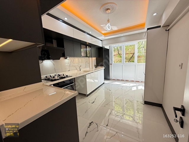 SİNCAN MAREŞAL ÇAKMAK MAHDE FULL YAPILI ARA KAT DAİRE - Görsel 4