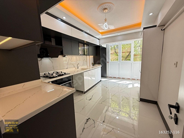 SİNCAN MAREŞAL ÇAKMAK MAHDE FULL YAPILI ARA KAT DAİRE - Görsel 2