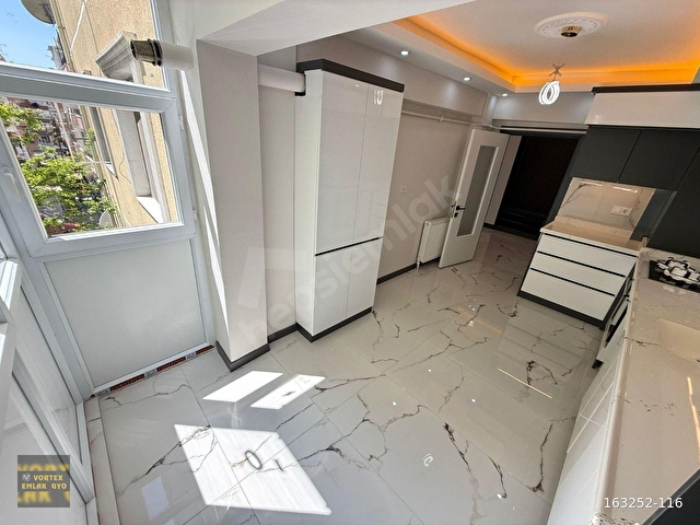 SİNCAN MAREŞAL ÇAKMAK MAHDE FULL YAPILI ARA KAT DAİRE - Görsel 18