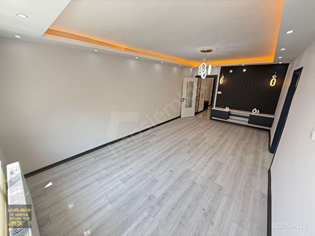 SİNCAN MAREŞAL ÇAKMAK MAHDE FULL YAPILI ARA KAT DAİRE - Görsel 7