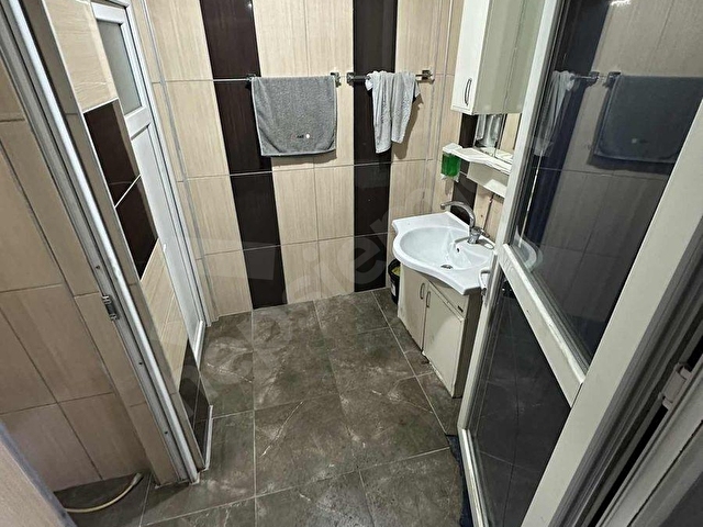 İZMİT SANAYİİDE 440M² KEPENKLİ LİFTLİ KULLANIMA HAZIR TAMİRHANE - Görsel 12