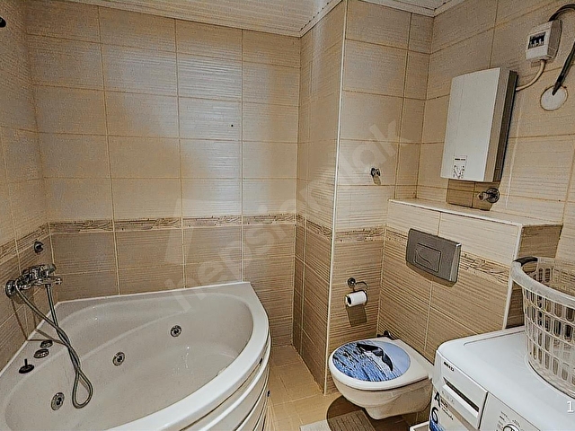 MAHMUTLAR MEVKİİNDE SATILIK DENİZE YAKIN KONUMDA EŞYALI DAİRE - Görsel 16