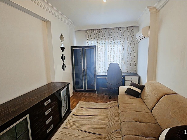 MAHMUTLAR MEVKİİNDE SATILIK DENİZE YAKIN KONUMDA EŞYALI DAİRE