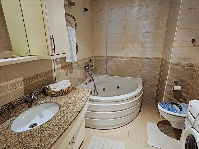 MAHMUTLAR MEVKİİNDE SATILIK DENİZE YAKIN KONUMDA EŞYALI DAİRE - Görsel 14