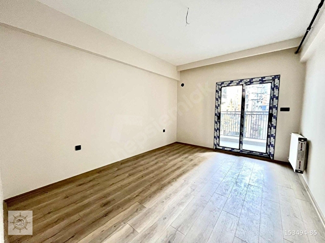 ÖRNEKKÖY İMBATLI SATILIK ARAKAT KAPALI MUTFAK DAİRE - Görsel 13