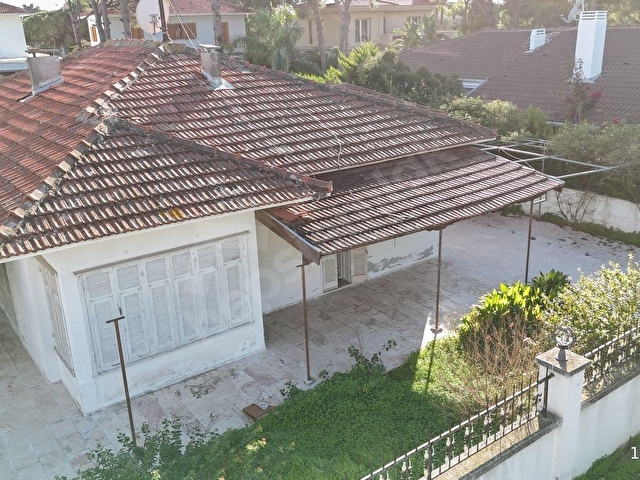 ÇEŞME ILICA ŞANTİYE EVLERİNDE 613 M2 ARSA VİLLA