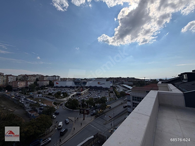 KADIKÖY KOŞUYOLUN MARMARAYIN DİBİNDE, PANORAMİK DENİZ VE ŞEHİR MANZARALI 4+1 SATILIK DUBLEKS - Görsel 30