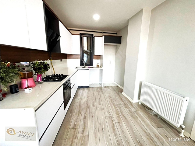EDREMİT MERKEZDE ACİLL FİYAT DÜŞTÜ AYGÜLDEN DOĞALGAZ KOMBİLİ ASANSÖRLÜ SIĞINAKLI 1+1 SATILIK DAİRE - Görsel 8