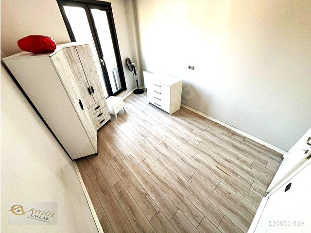 EDREMİT MERKEZDE ACİLL FİYAT DÜŞTÜ AYGÜLDEN DOĞALGAZ KOMBİLİ ASANSÖRLÜ SIĞINAKLI 1+1 SATILIK DAİRE - Görsel 24