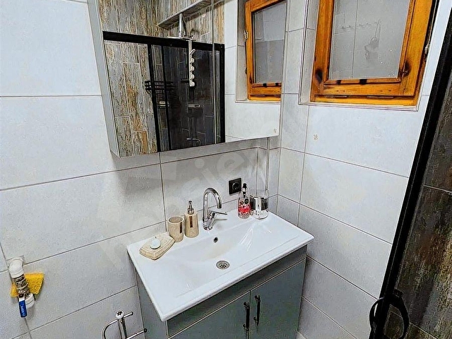 BU İLK ABONELİK AÇIK YAPILI EŞYALI 1+1 MERKEZİ 55M2 OTOPARKLI - Görsel 14