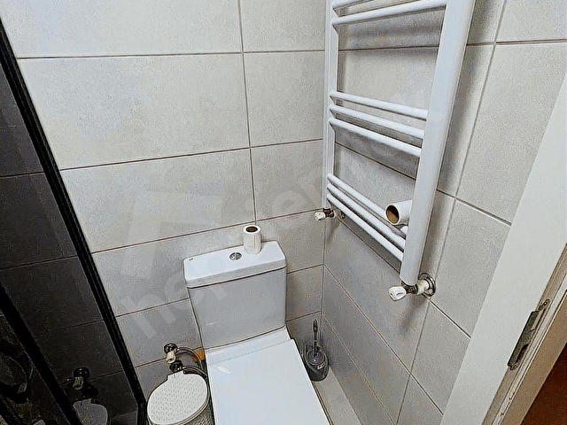 BU İLK ABONELİK AÇIK YAPILI EŞYALI 1+1 MERKEZİ 55M2 OTOPARKLI - Görsel 12
