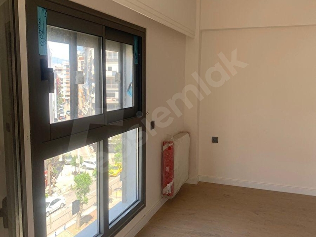 ALSANCAK’TA PRESTİJLİ LOKASYONDA SATILIK 2+1 DAİRE! - Görsel 5