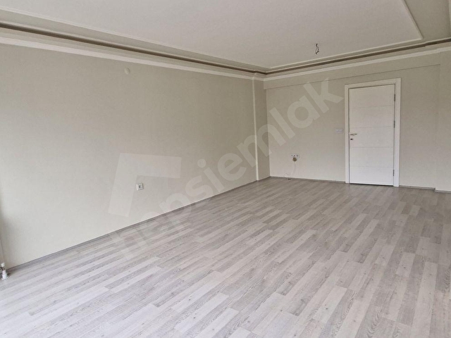 TUĞRA EMLAKTAN DOĞA REZİDANSTA 2+1 KİRALIK DAİRE - Görsel 5